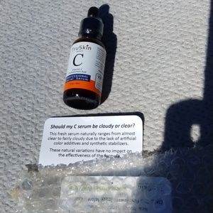 True skin serum c professional facial serum